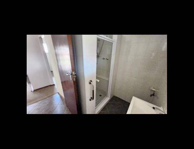 1 BEDROOM TOWNHOUSE FOR SALE IN PRIMROSE